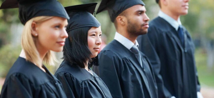 Undergraduate-vs.-Graduate-Degrees