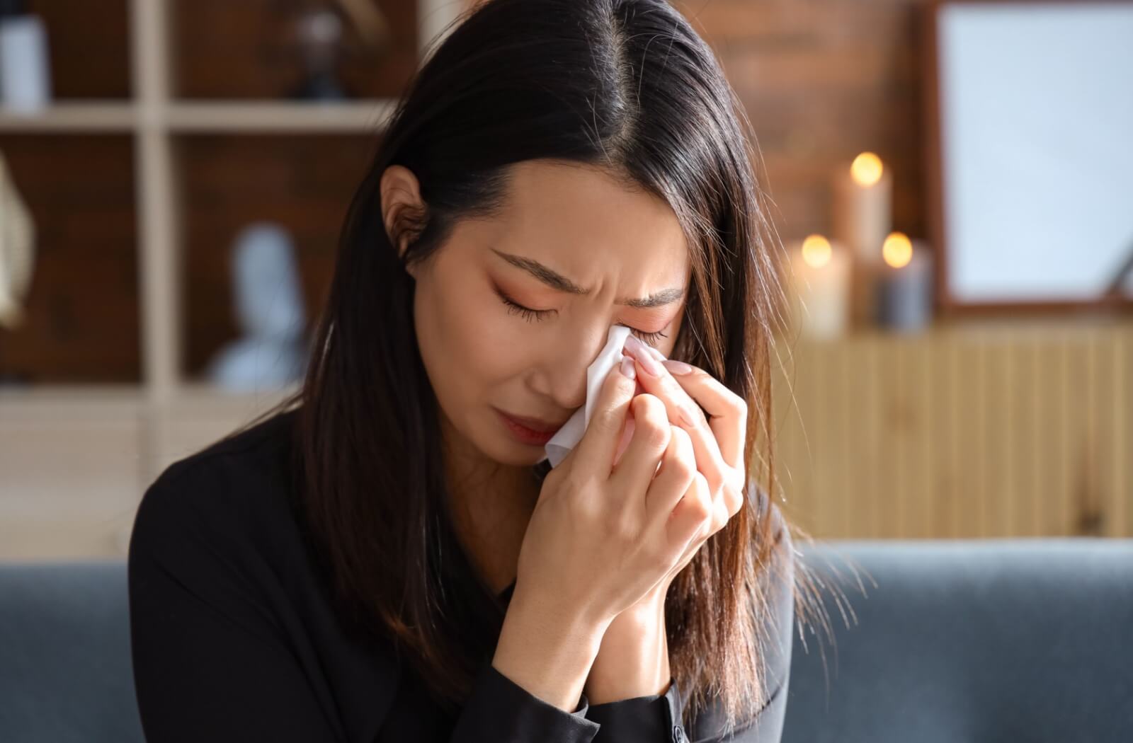Why do my eyes sting when i cry: example and key details